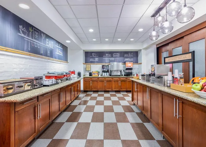 Hotel Hampton & Minneapolis St. Paul Airport - Mall Of America