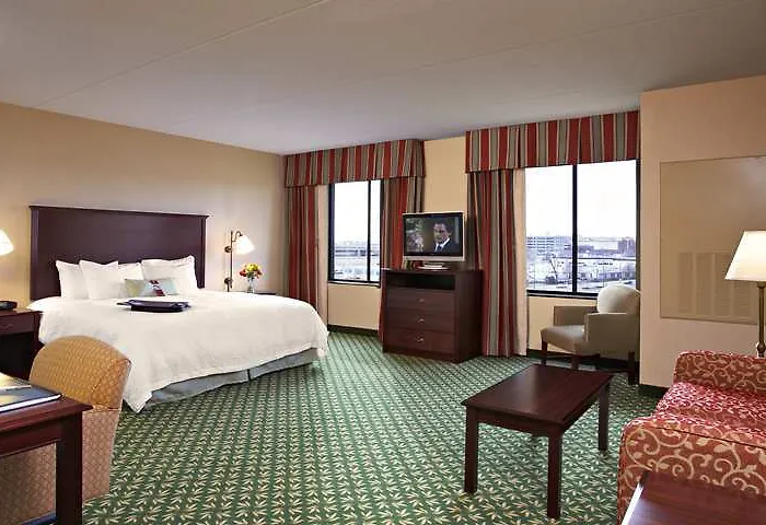 Hampton & Minneapolis St. Paul Airport - Mall Of America Hotel